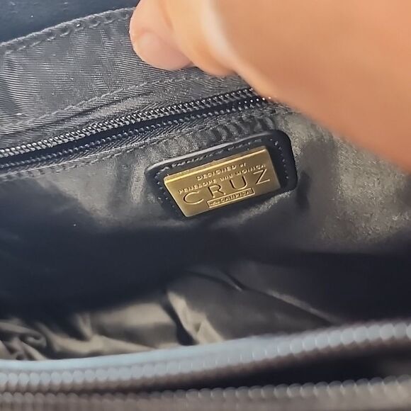CAPRISA PENELOPE & MONICA CRUZ BLACK SUEDE LEATHER HANDBAG NWOT - Picture 5 of 11